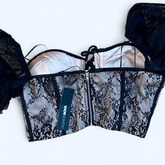 Forever Lovely Lace Cop-Top Black‎ - Picture 5 of 9